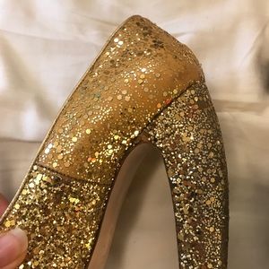 Miu Miu Shoes - Gold glitter Miu Miu pumps Miu Miu Shoes - Gold glitter Miu Miu pumps